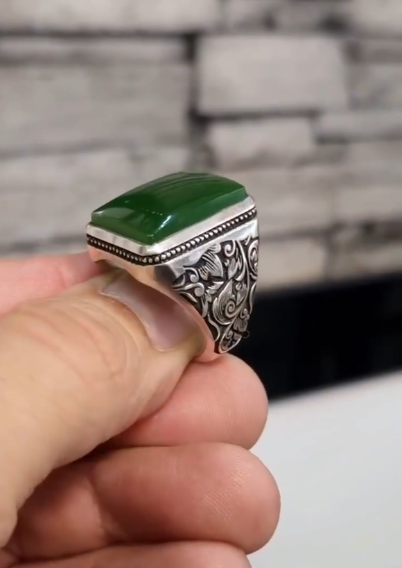 Green Modern Gentleman Aqeeq Ring for Men Most Demanded