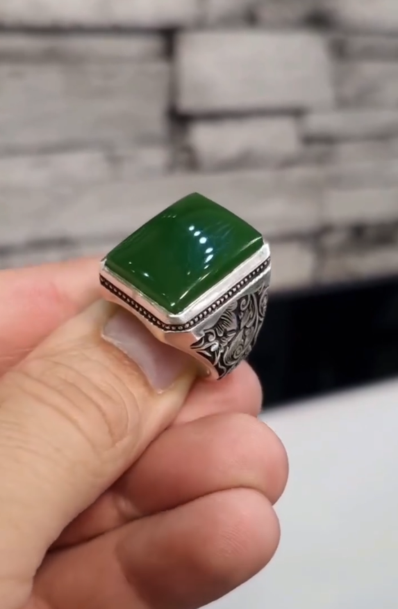 Green Modern Gentleman Aqeeq Ring for Men Most Demanded