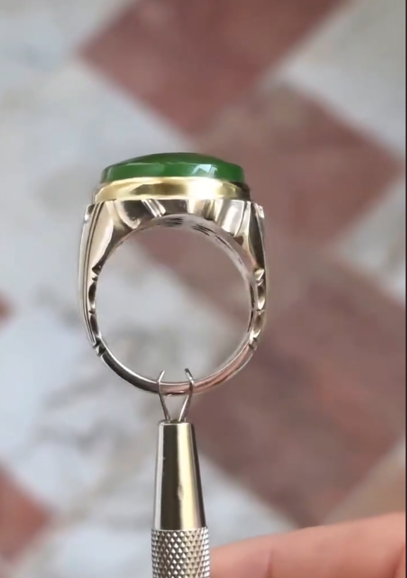 Green Modern Gentleman Aqeeq Ring for Men Most Demanded